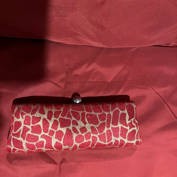 Brand New Evening Clutch Bag with Shoulder Chain - Picture 1 of 3